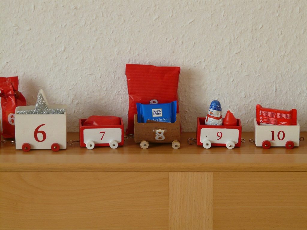 https://www.merrychristmascountdown.com/